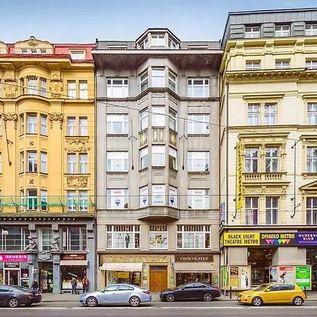 Friends Old Town Apartment